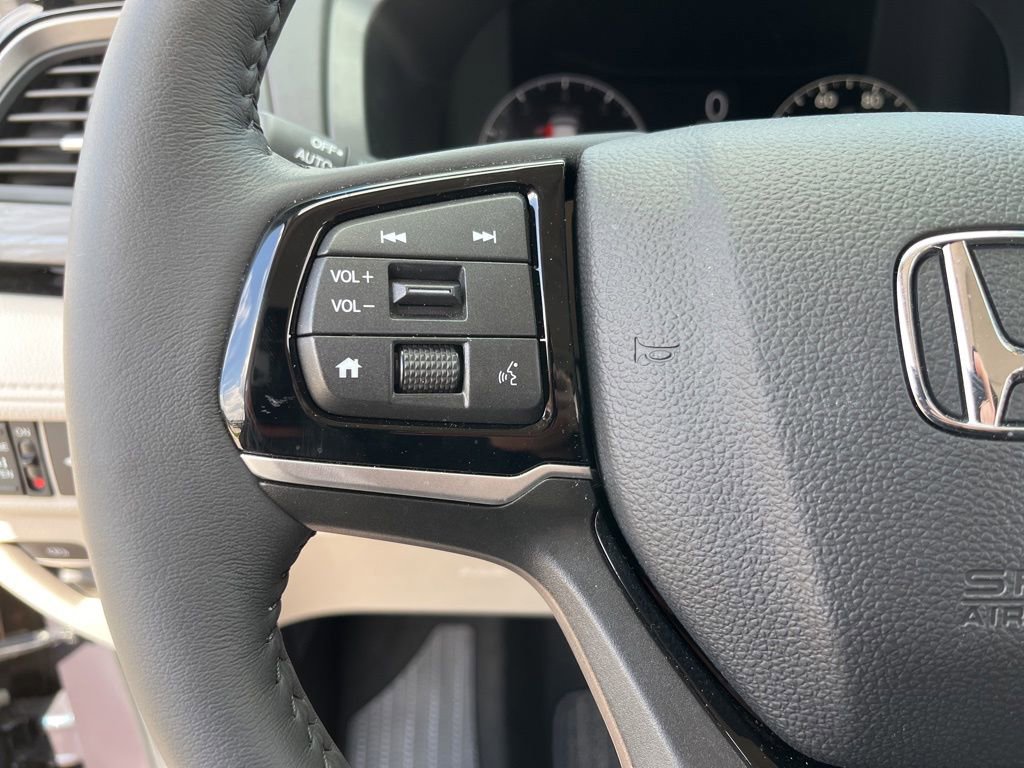 Certified 2026 Honda Odyssey Elite image 21