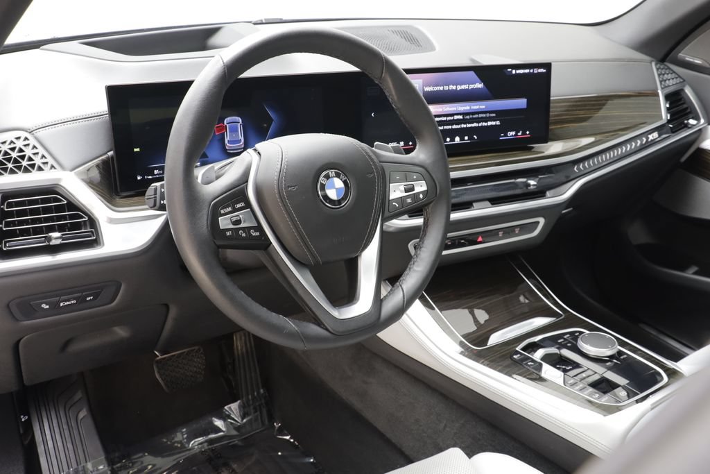 Certified 2024 BMW X5 xDrive40i w/ Premium Package AWD/4WD image 7