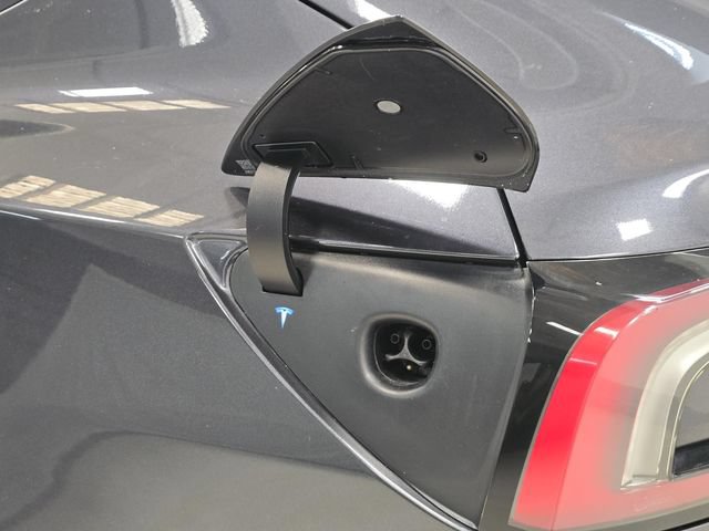 Used 2024 Tesla Model 3 Long Range RWD image 4