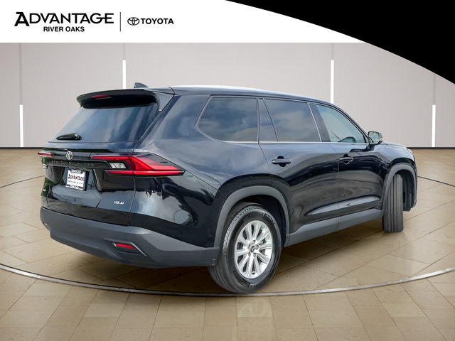 Used 2025 Toyota Grand Highlander AWD image 8