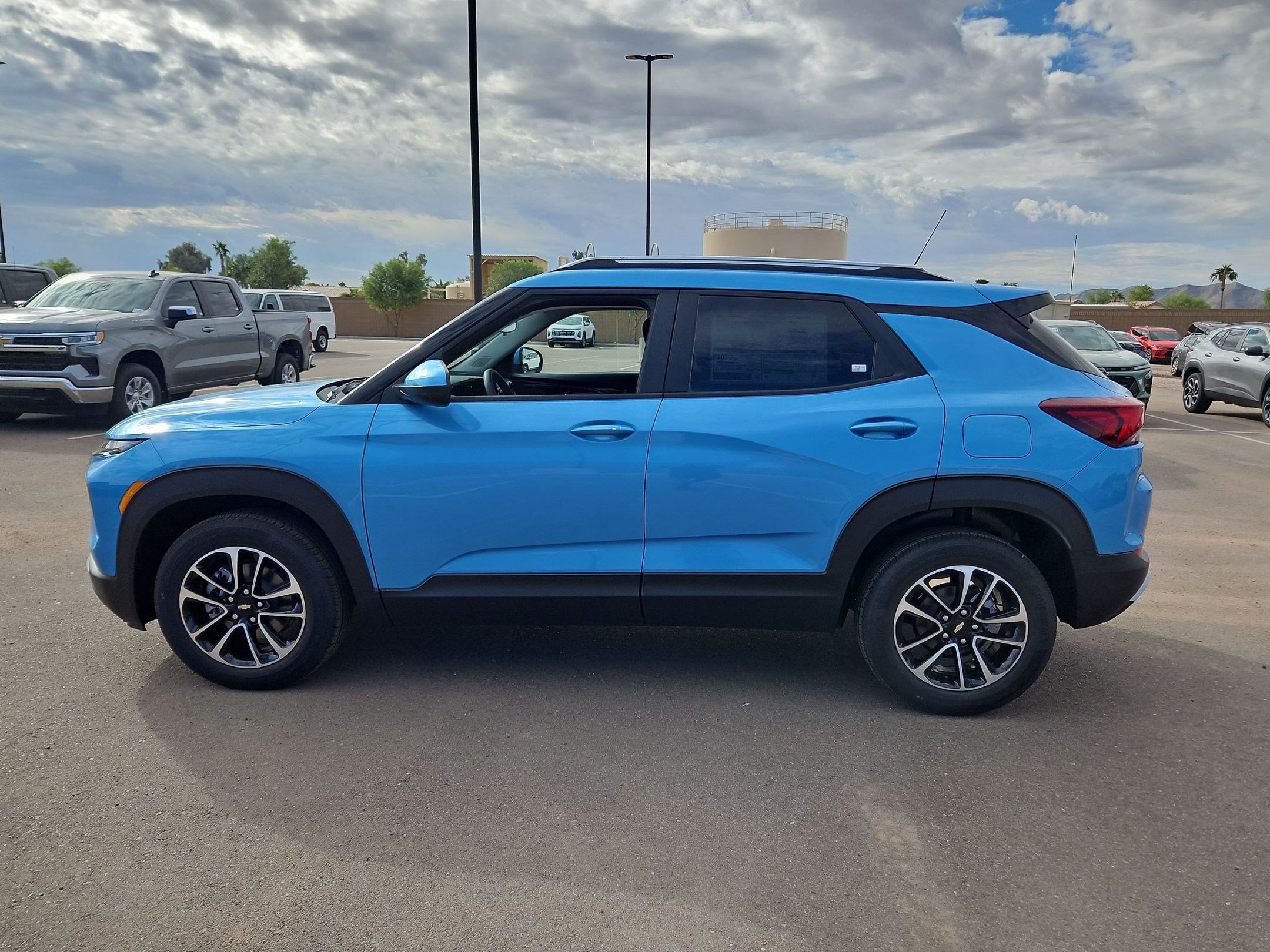 New 2026 Chevrolet TrailBlazer LT FWD image 11