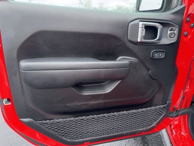 Used 2025 Jeep Wrangler Willys 4xe image 27