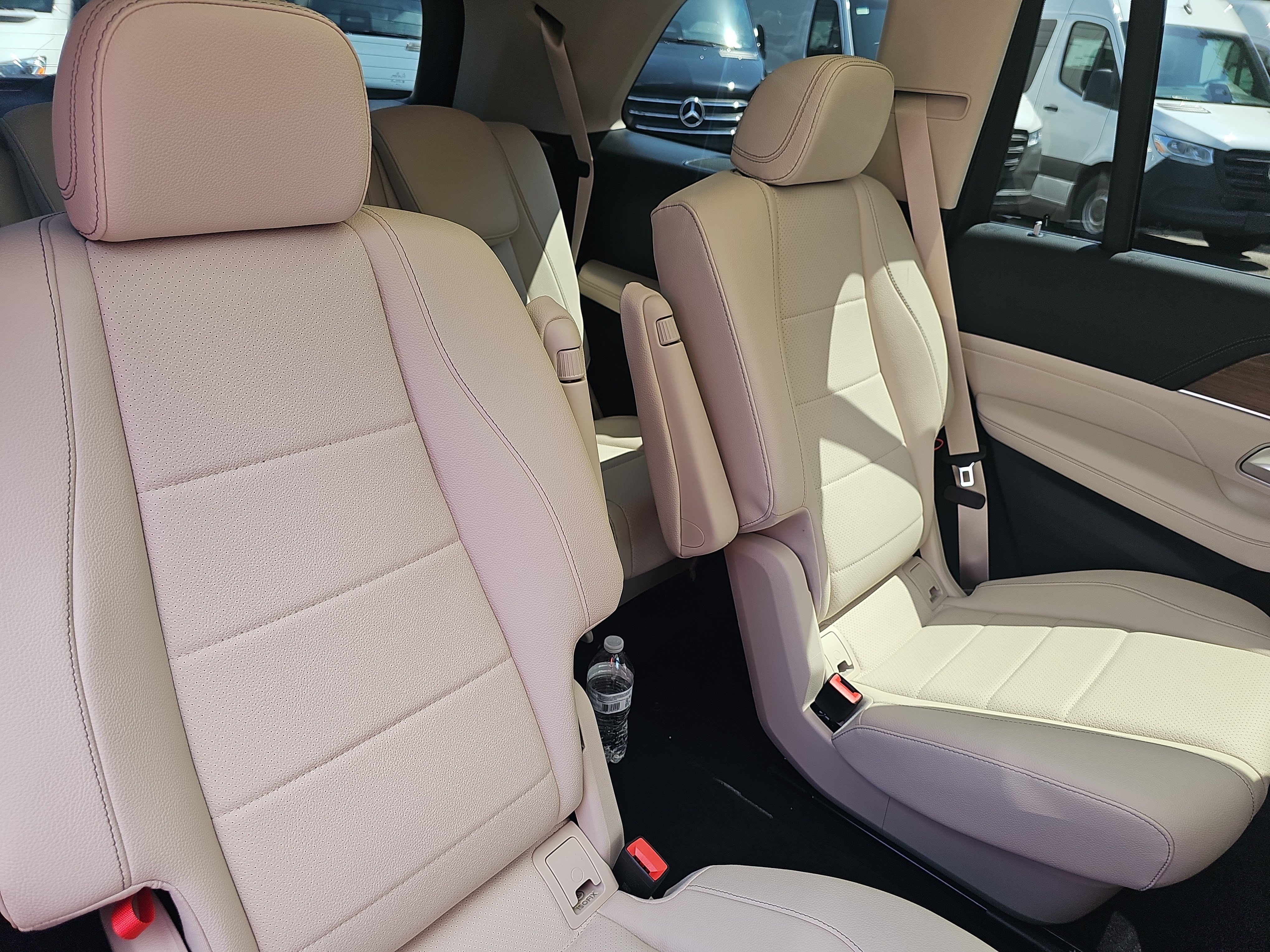 New 2026 Mercedes-Benz GLS 450 4MATIC image 12