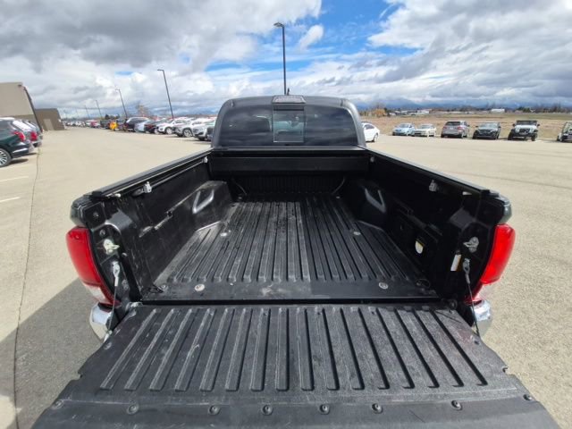 Used 2019 Toyota Tacoma TRD Off-Road image 10