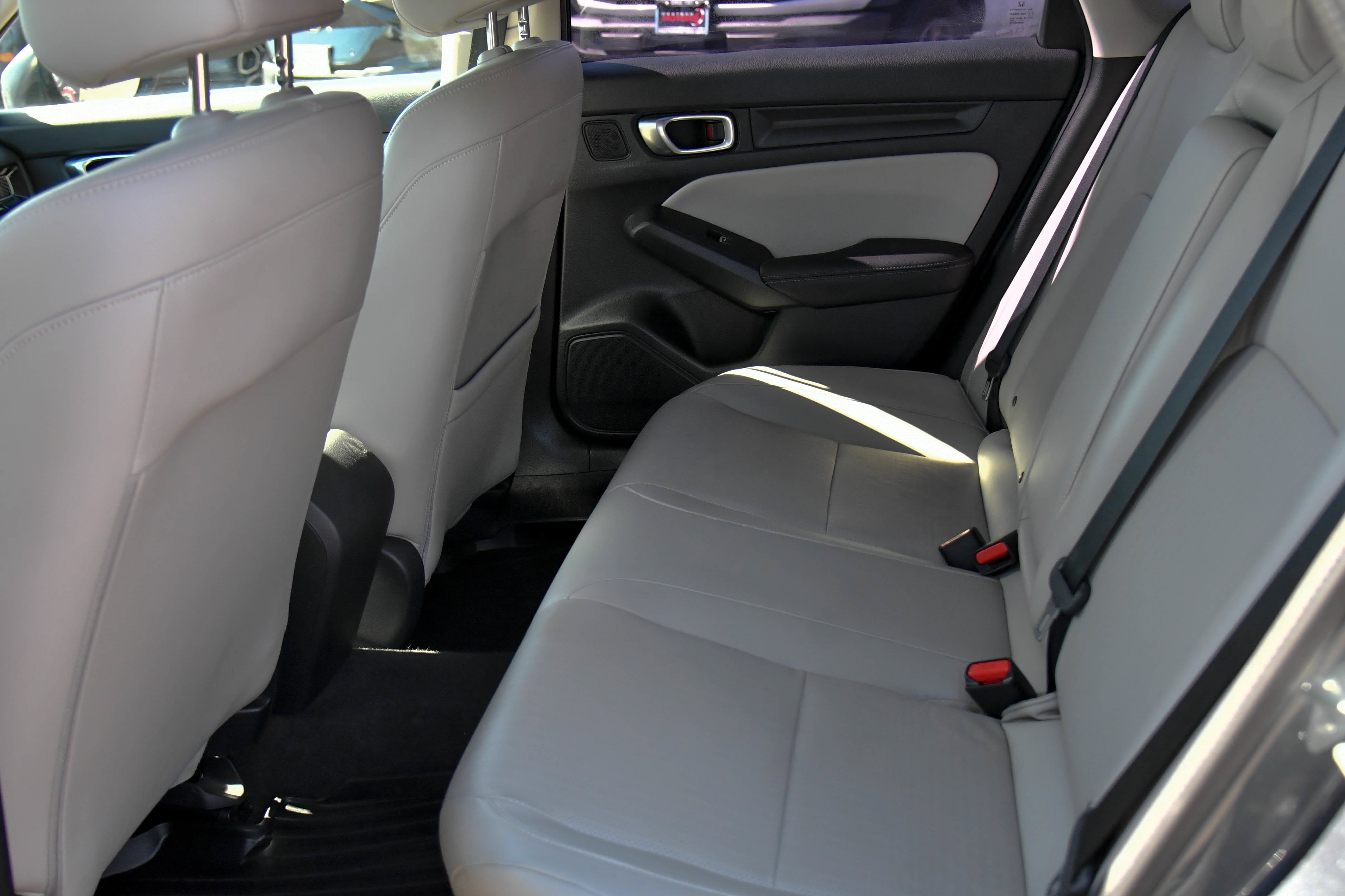 Used 2024 Honda Civic EX-L image 36