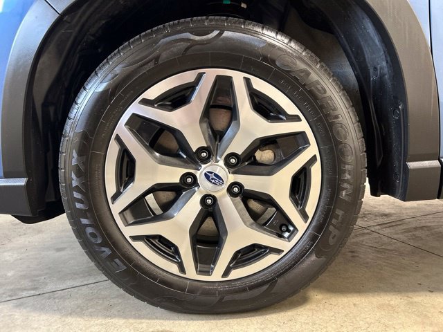 Used 2023 Subaru Forester Premium AWD/4WD image 10
