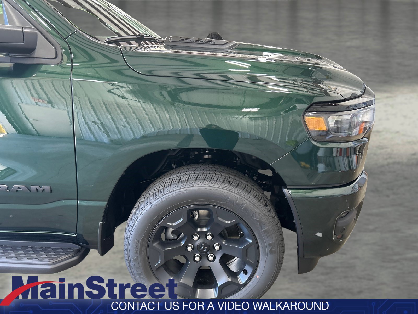 Used 2026 RAM 1500 Express AWD/4WD image 23