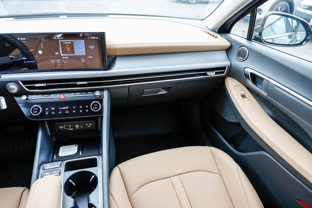 New 2026 Hyundai Sonata Limited FWD image 18