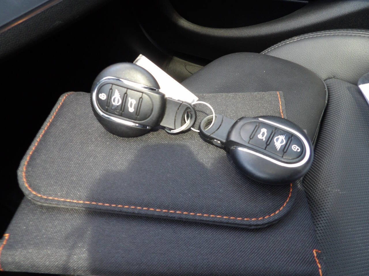 Used 2022 MINI Cooper S image 25