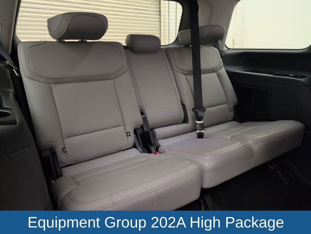 Certified 2025 Ford Expedition Active image 18