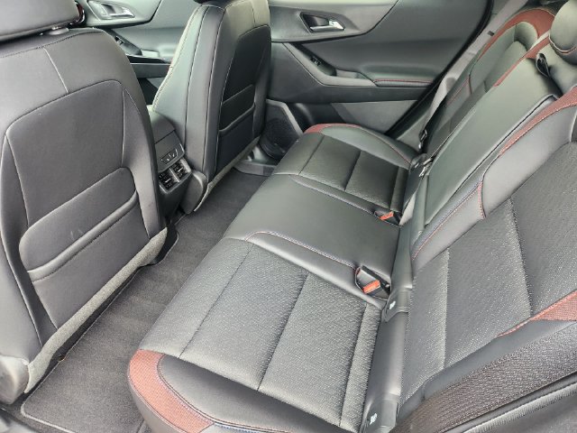 Used 2026 Chevrolet Equinox RS w/ Convenience Package III FWD image 32