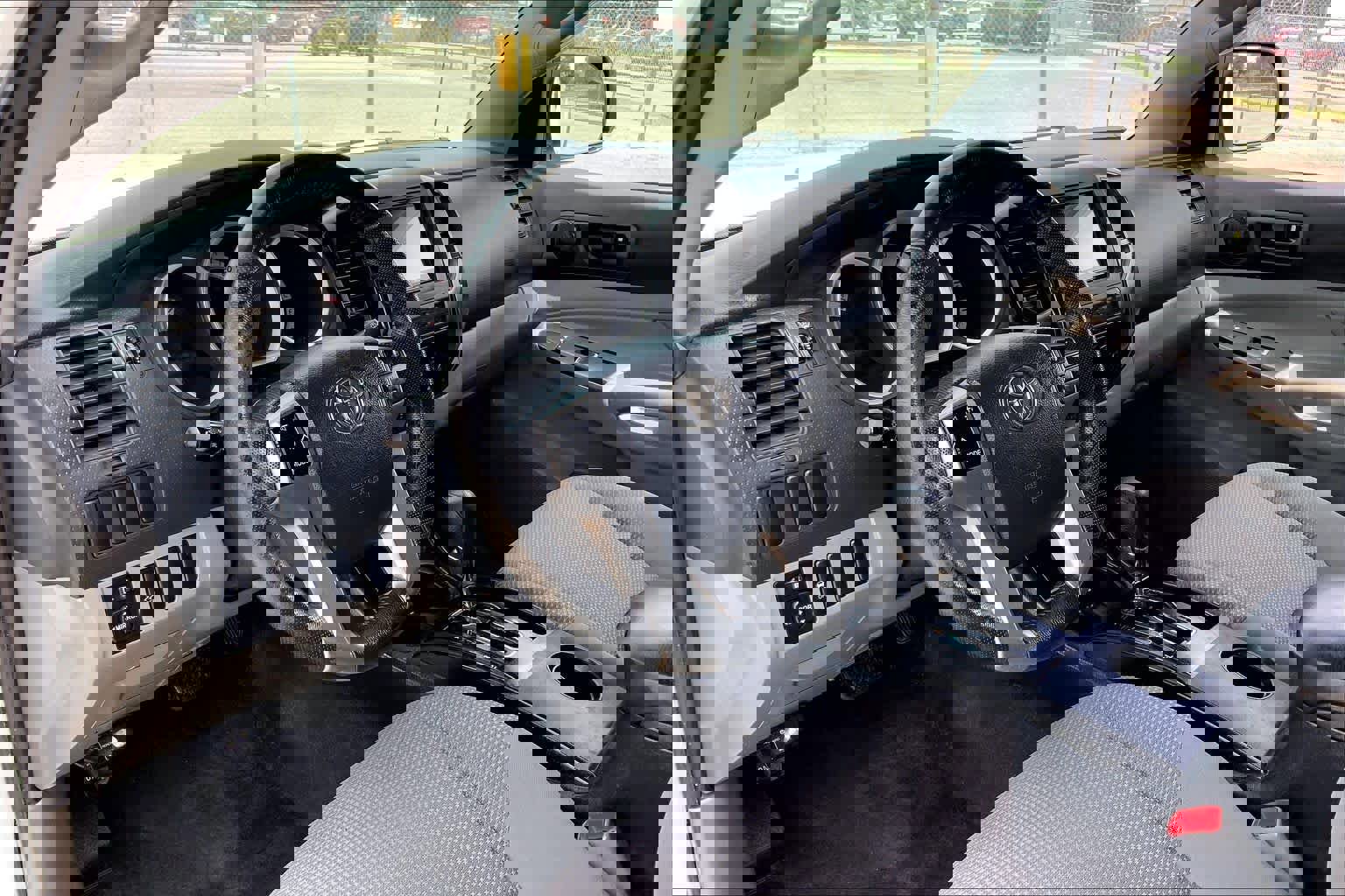 Used 2013 Toyota Tacoma PreRunner w/ Convenience Pkg RWD image 17