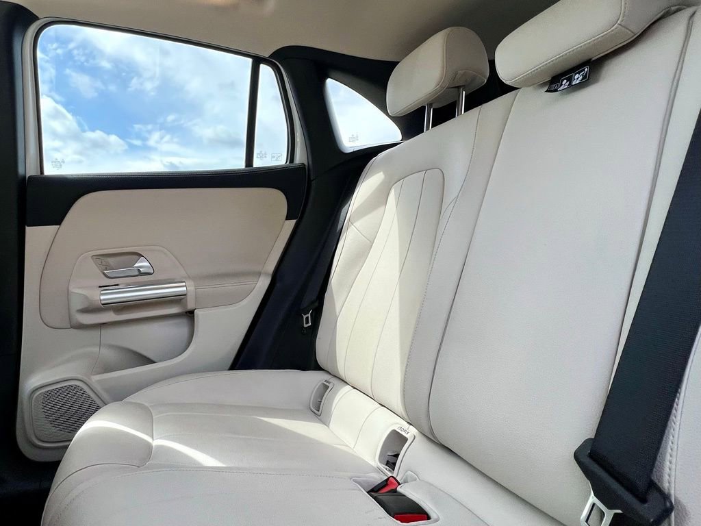 Certified 2023 Mercedes-Benz GLA 250 4MATIC image 18