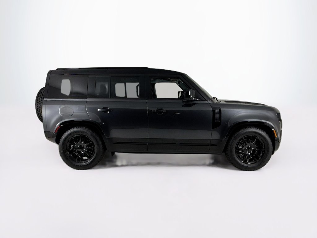 Used 2026 Land Rover Defender 110 X-Dynamic SE AWD/4WD image 6