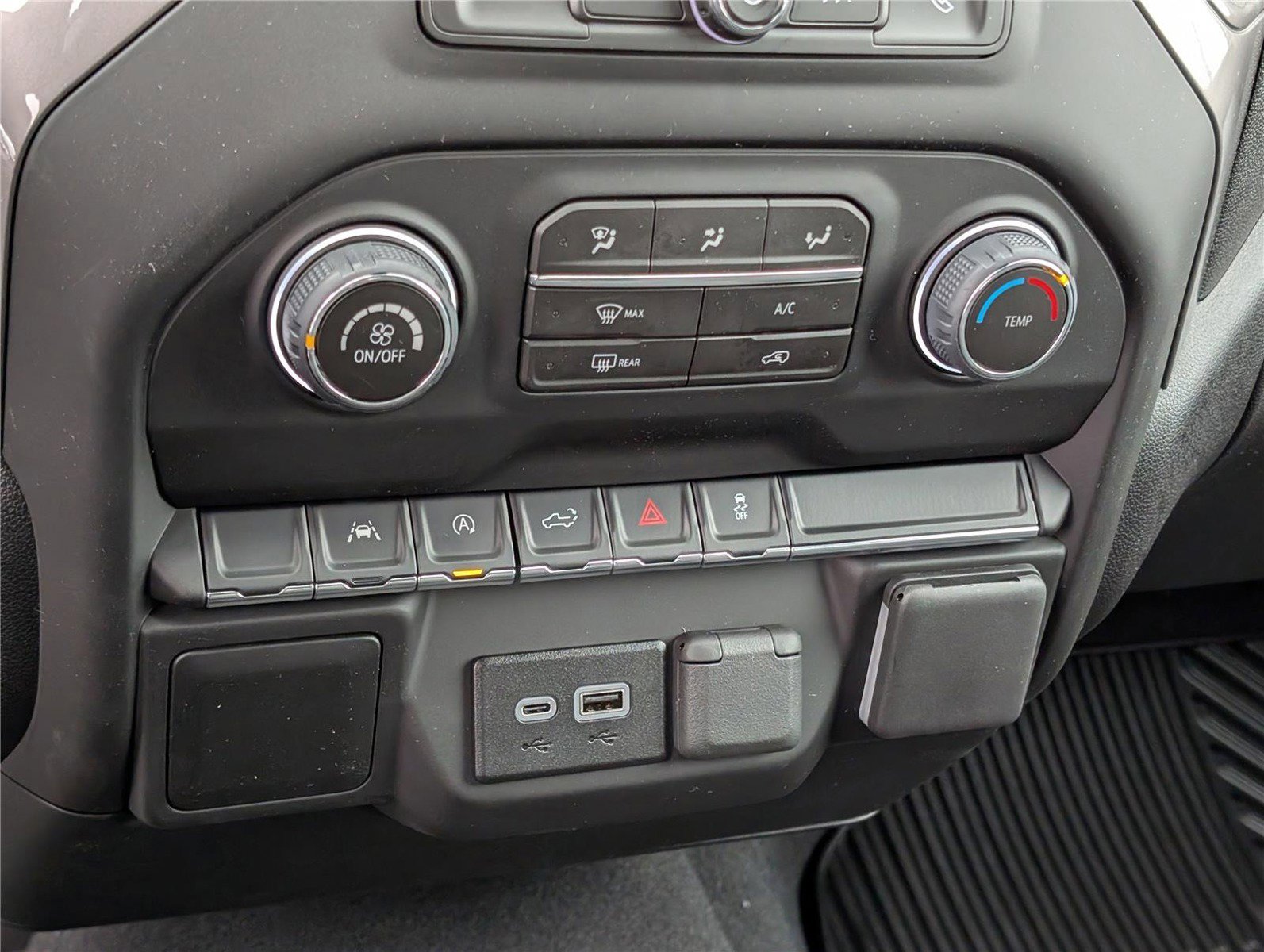 New 2026 Chevrolet Silverado 1500 Custom w/ Turbomax Blackout Package image 20