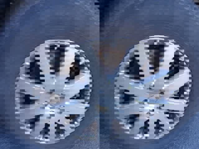 Used 2013 Chrysler Town & Country Touring image 8