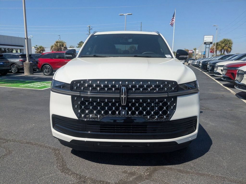 New 2026 Lincoln Navigator Black Label AWD/4WD image 9