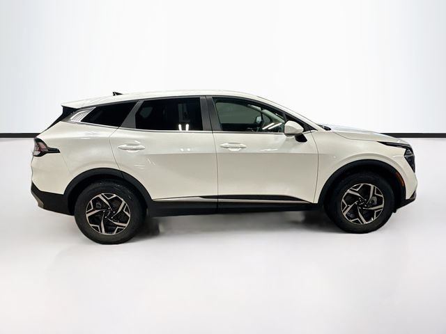 Used 2024 Kia Sportage LX AWD/4WD image 8