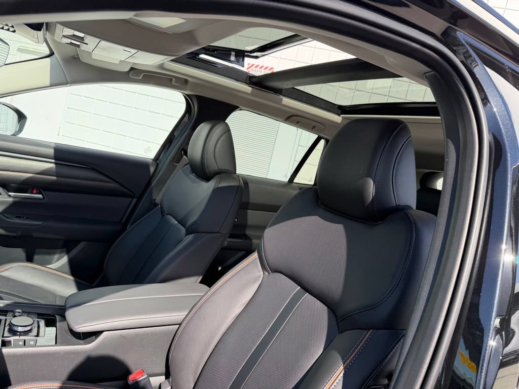 New 2026 MAZDA CX-50 AWD 2.5 Hybrid w/ Weather Package image 17
