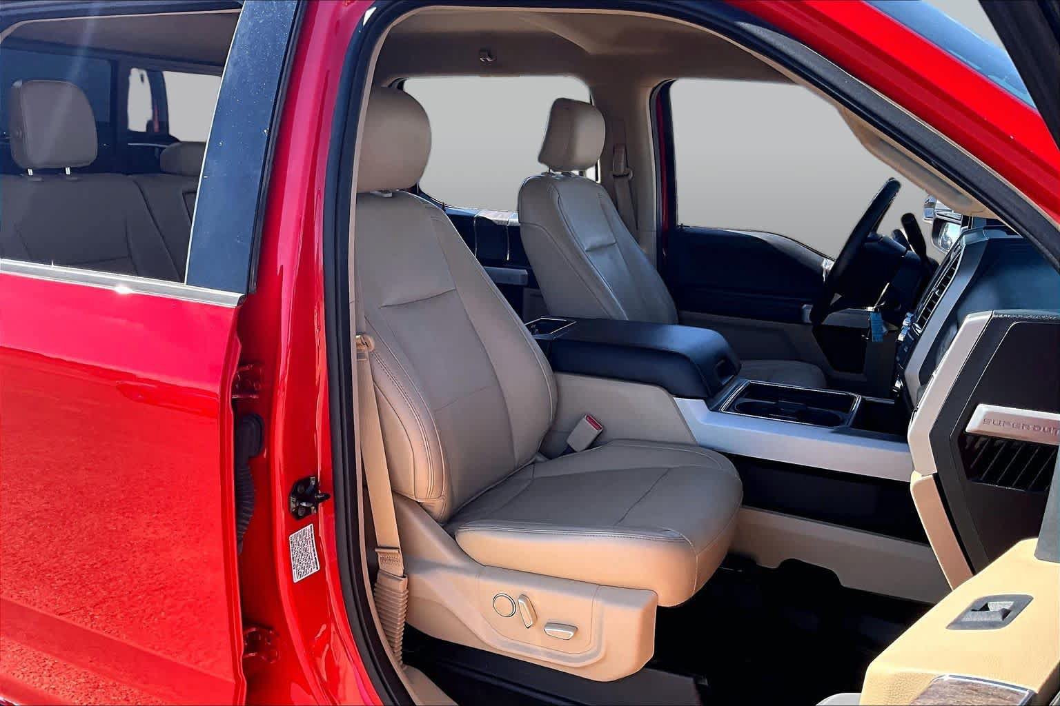 Used 2017 Ford F350 Lariat w/ Chrome Package AWD/4WD image 9