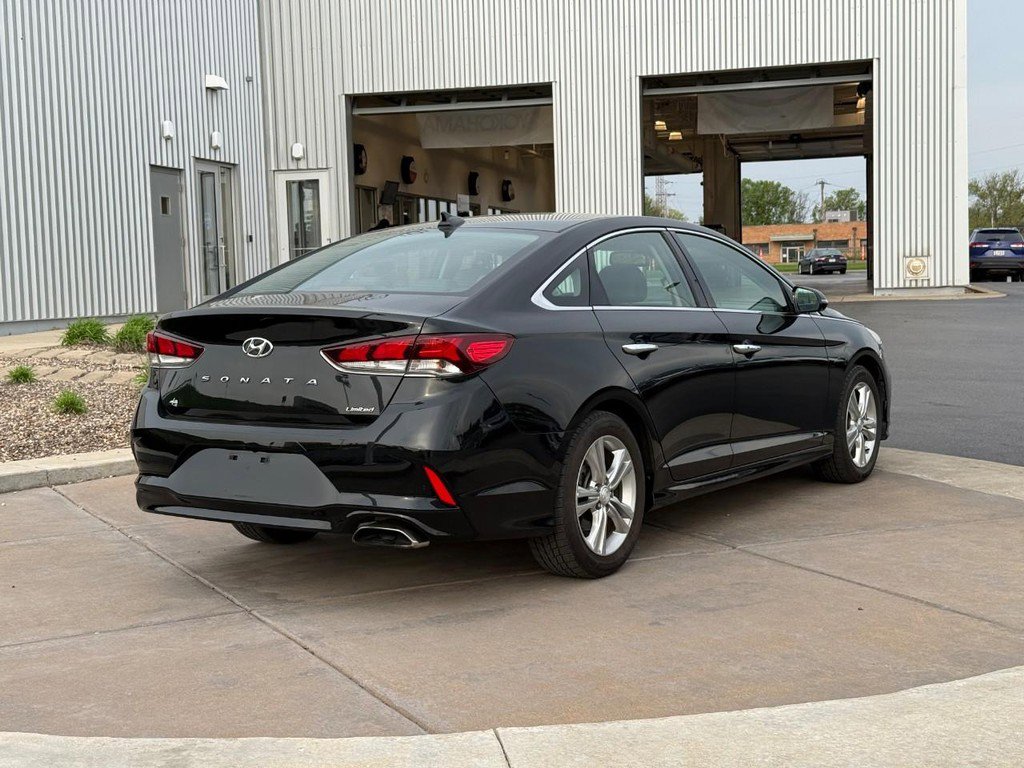 Used 2018 Hyundai Sonata Limited image 5