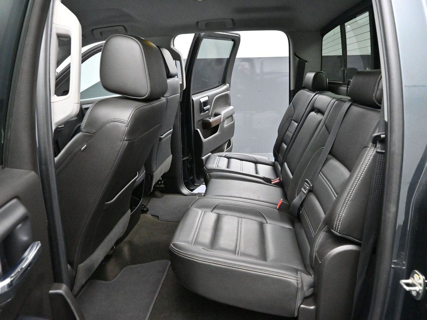 Used 2018 GMC Sierra 2500 Denali w/ Duramax Plus Package image 30