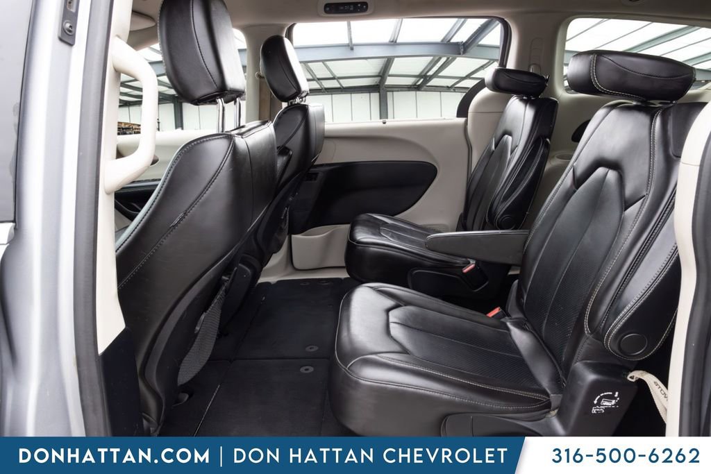 Used 2021 Chrysler Voyager Lxi FWD image 15