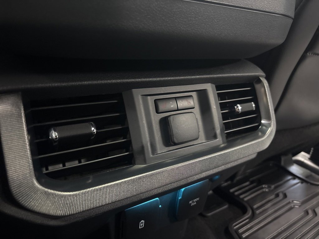 Used 2025 Ford F150 Platinum w/ Equipment Group 702A High image 43