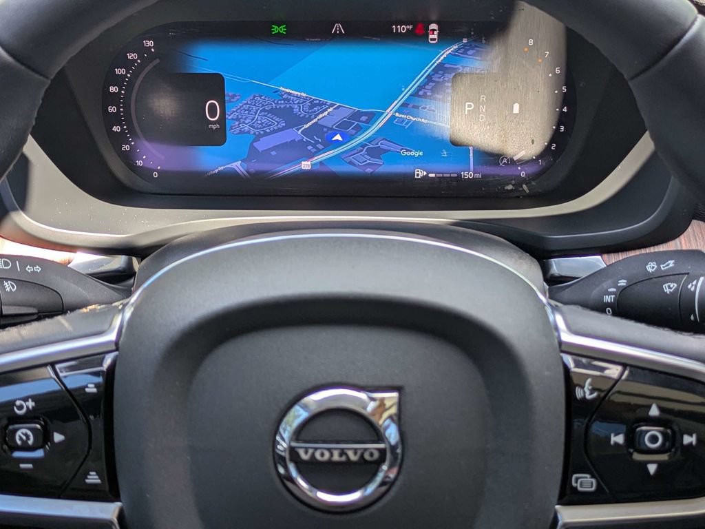 Certified 2025 Volvo S60 B5 Plus AWD/4WD image 26