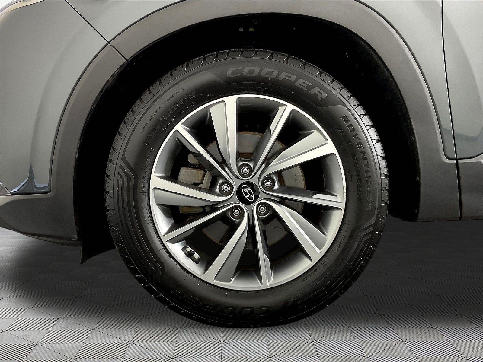 Used 2020 Hyundai Santa Fe Limited FWD image 32