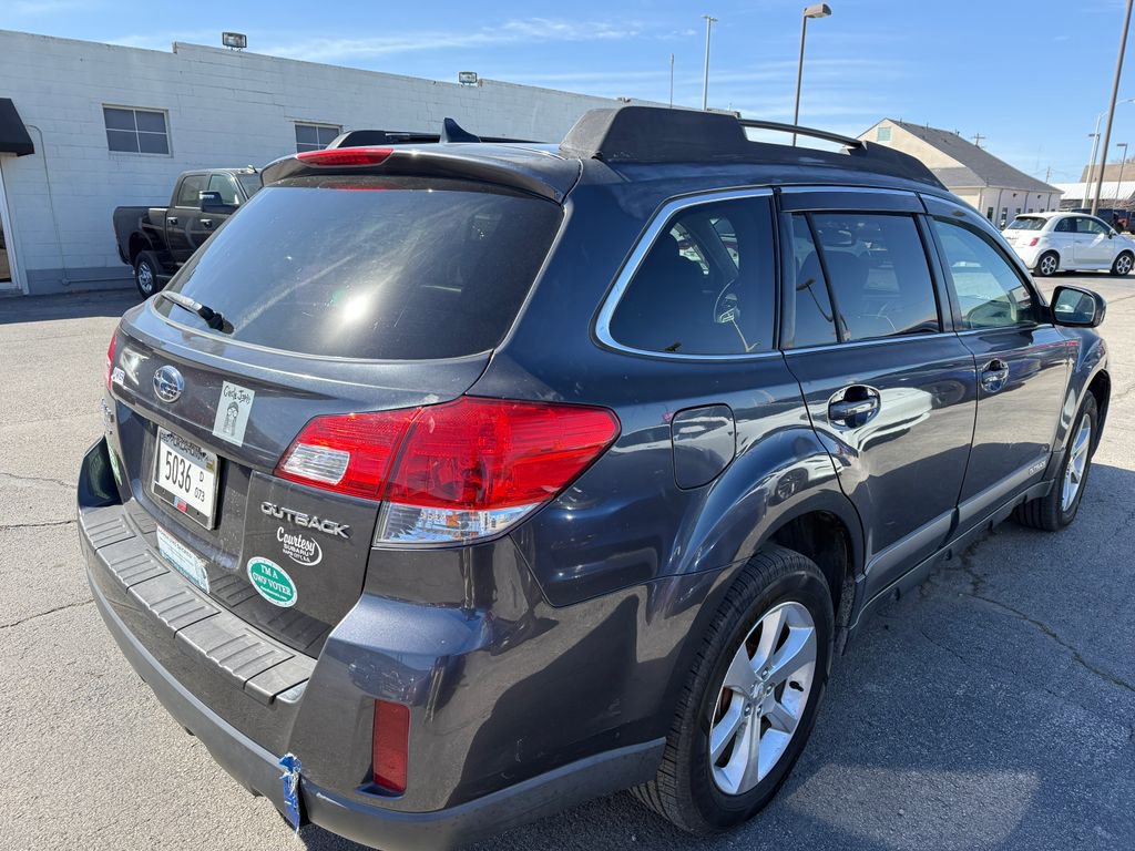 Used 2013 Subaru Outback 2.5i Limited AWD/4WD image 11