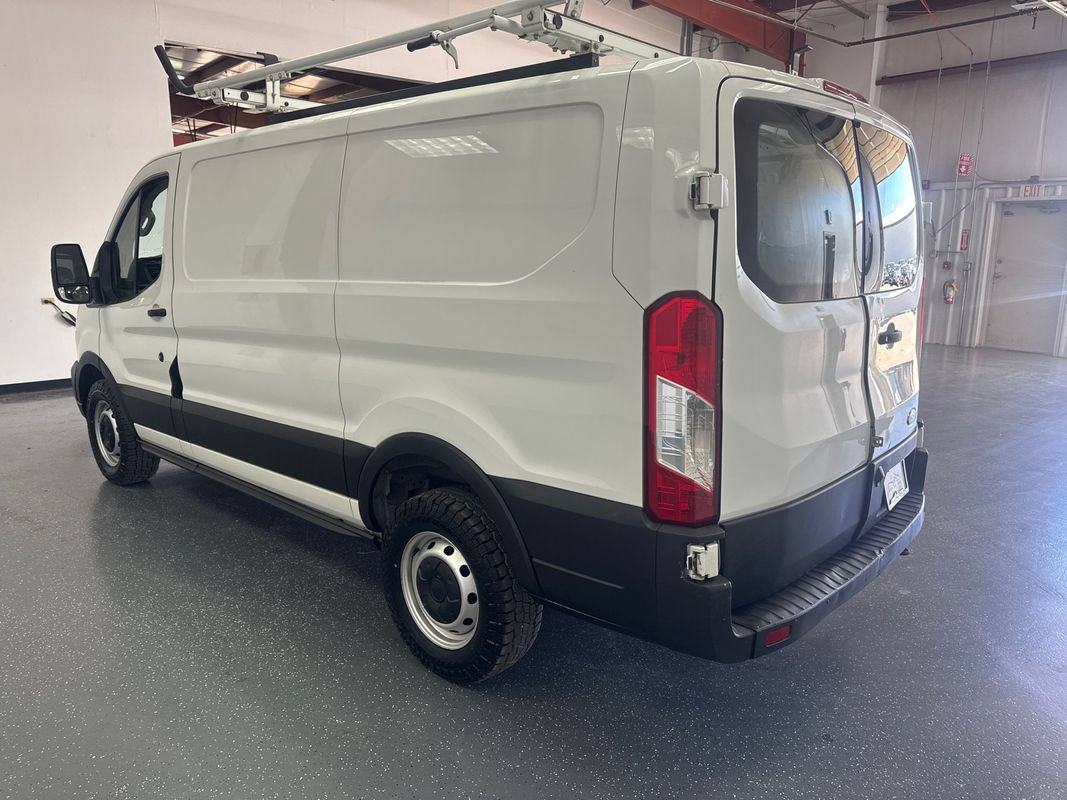Used 2020 Ford Transit 250 Low Roof RWD image 6