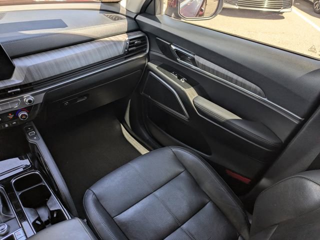 Certified 2024 Kia Telluride EX w/ EX Captain's Chair Package image 22