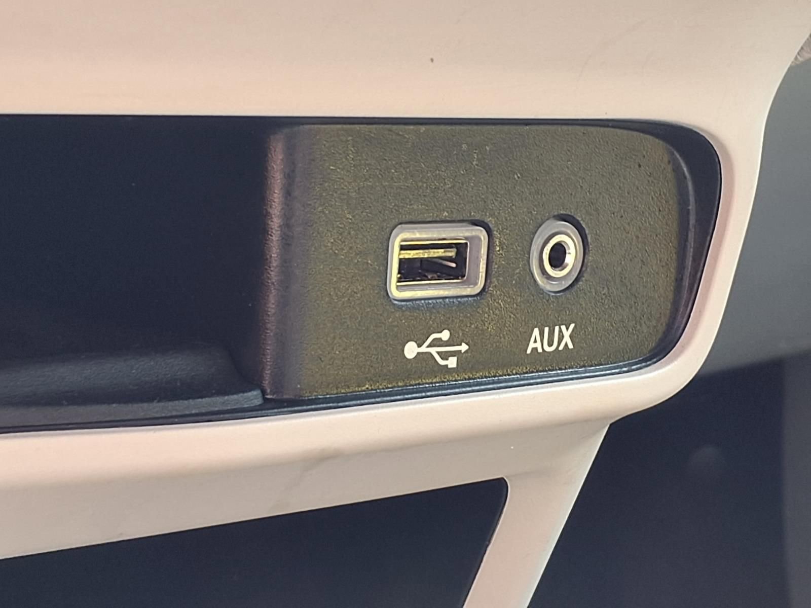 Used 2019 Chrysler Pacifica Touring-L FWD image 26