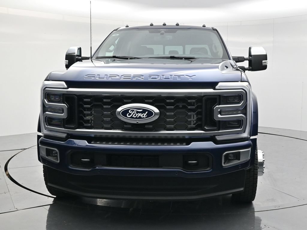 New 2027 Ford F450 Platinum w/ Platinum Plus Package AWD/4WD image 2