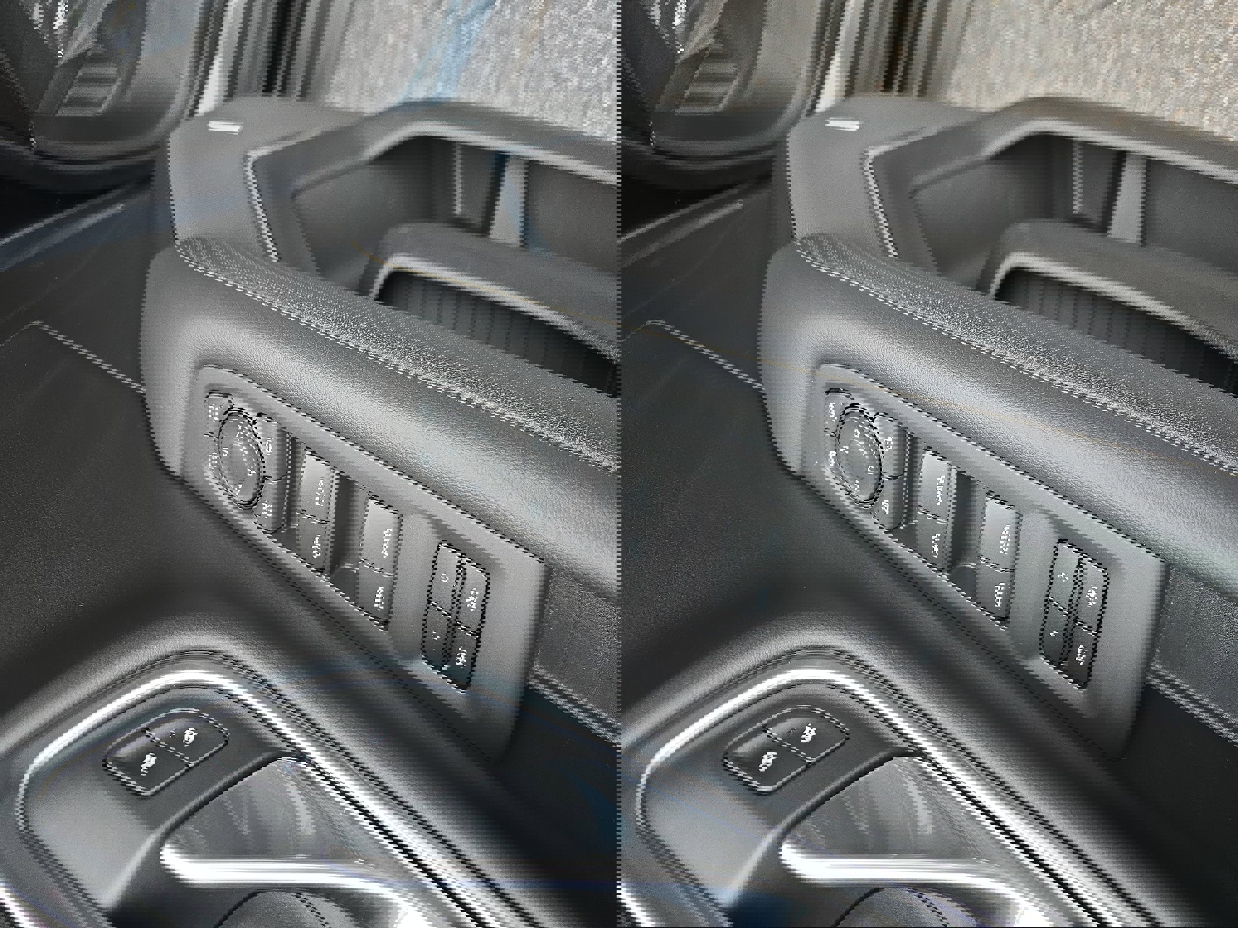 Used 2021 GMC Yukon SLT w/ SLT Premium Package image 30