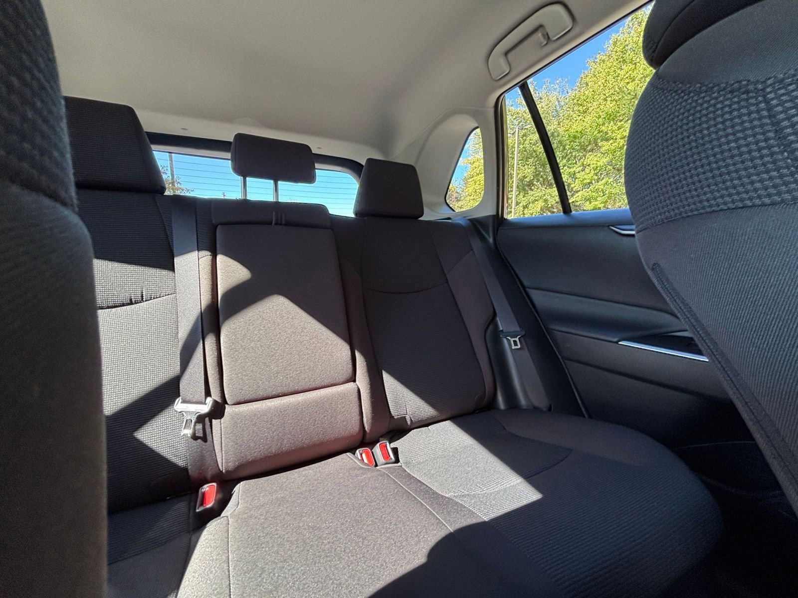 Used 2025 Toyota RAV4 LE image 37