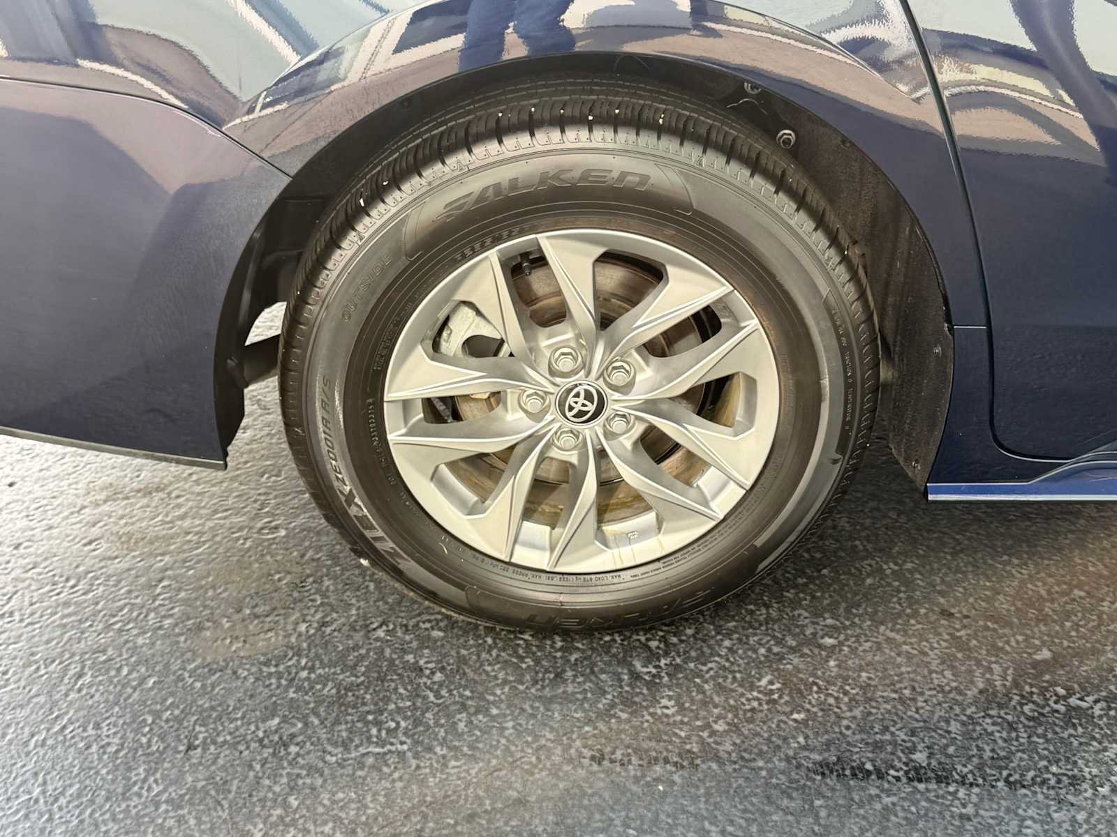 Certified 2026 Toyota Sienna LE AWD/4WD image 8