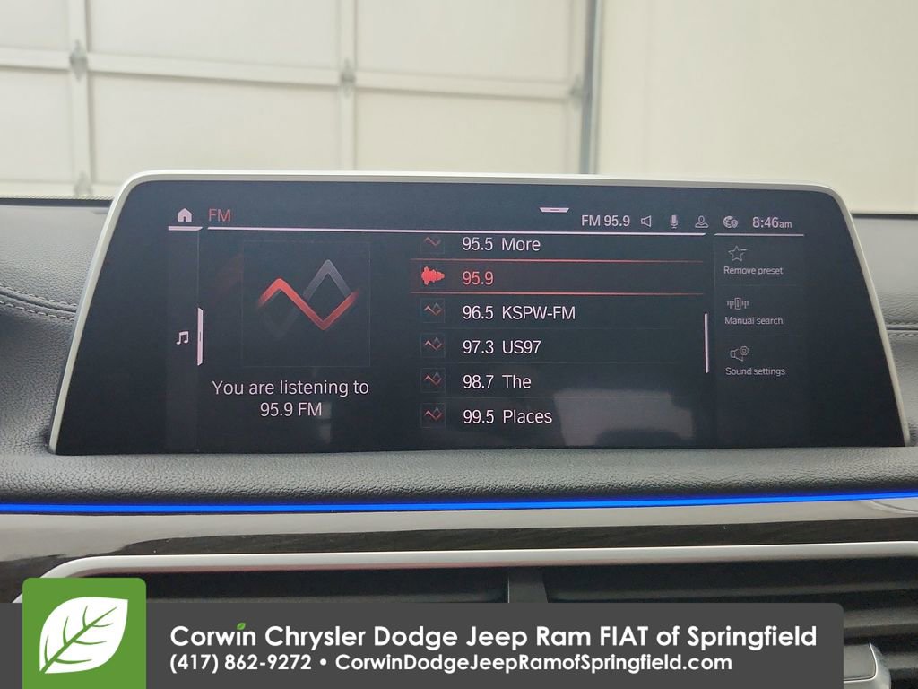 Used 2022 BMW 740i xDrive w/ Premium Package image 24