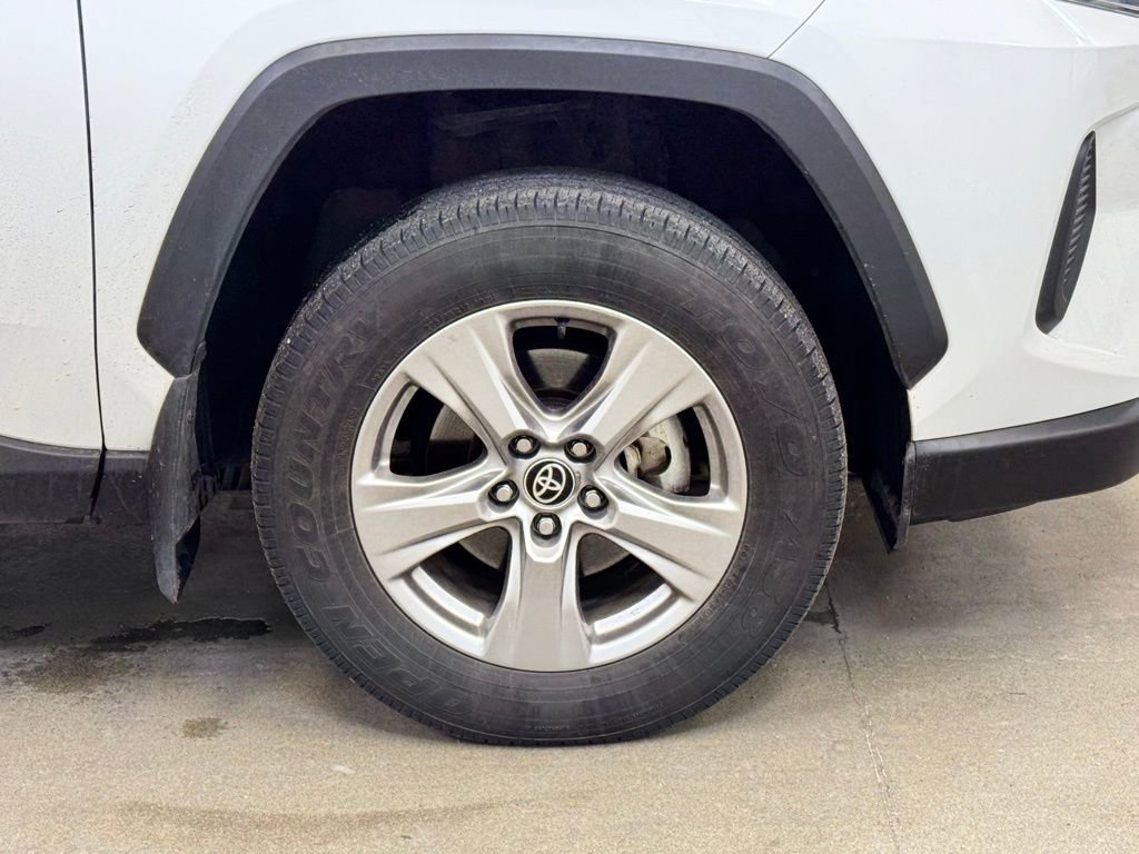 Used 2023 Toyota RAV4 XLE w/ XLE Grade Weather Package image 4