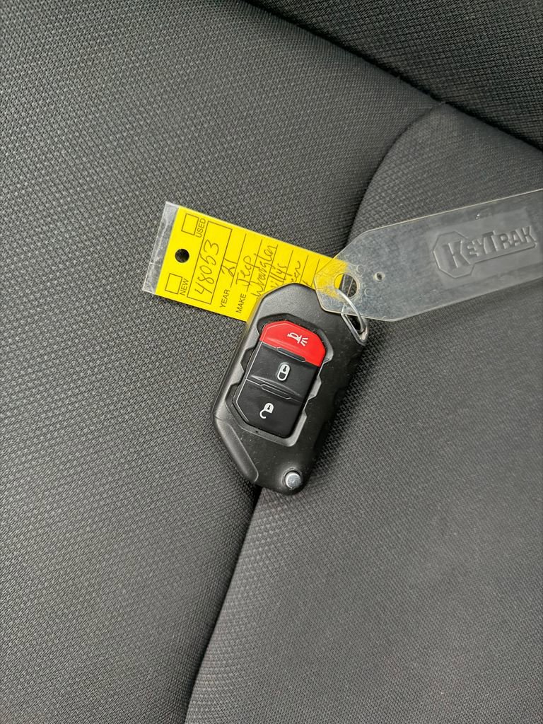 Used 2021 Jeep Wrangler Unlimited Willys image 30