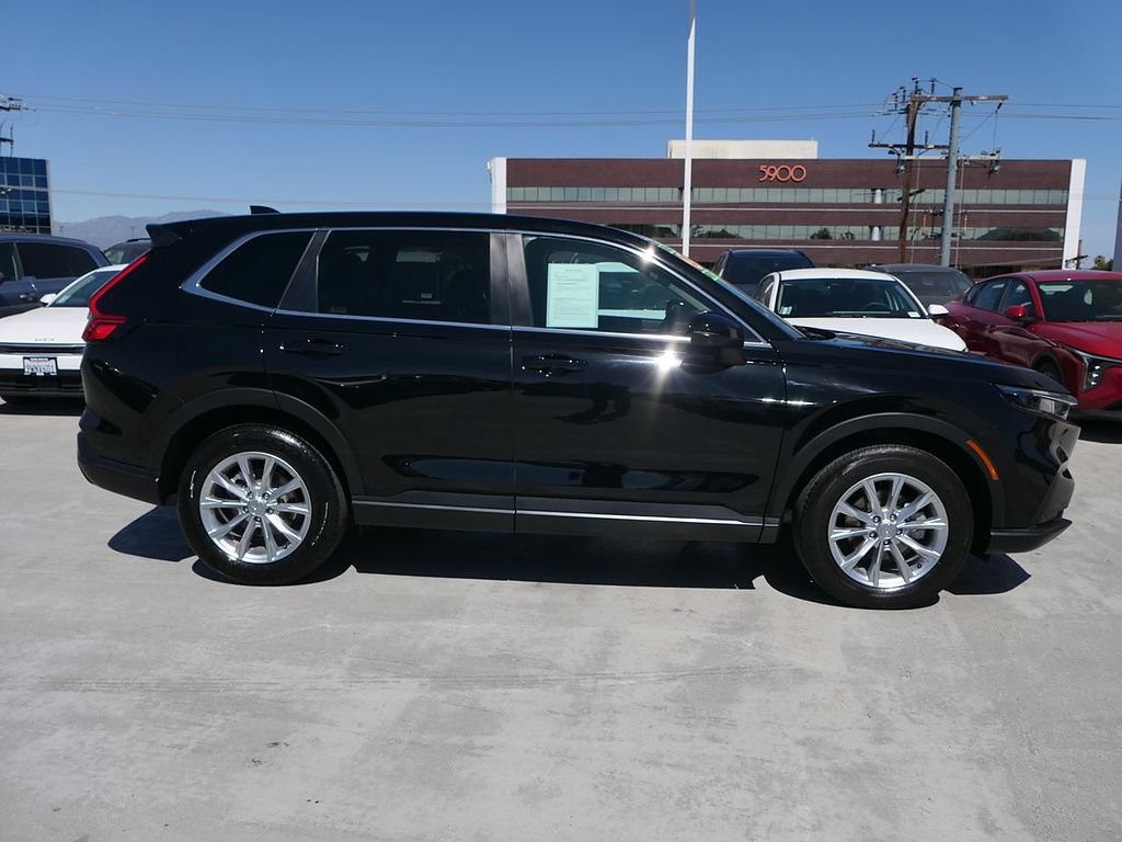 Used 2025 Honda CR-V EX-L image 2