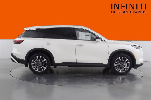 Used 2024 INFINITI QX60 Luxe image 8
