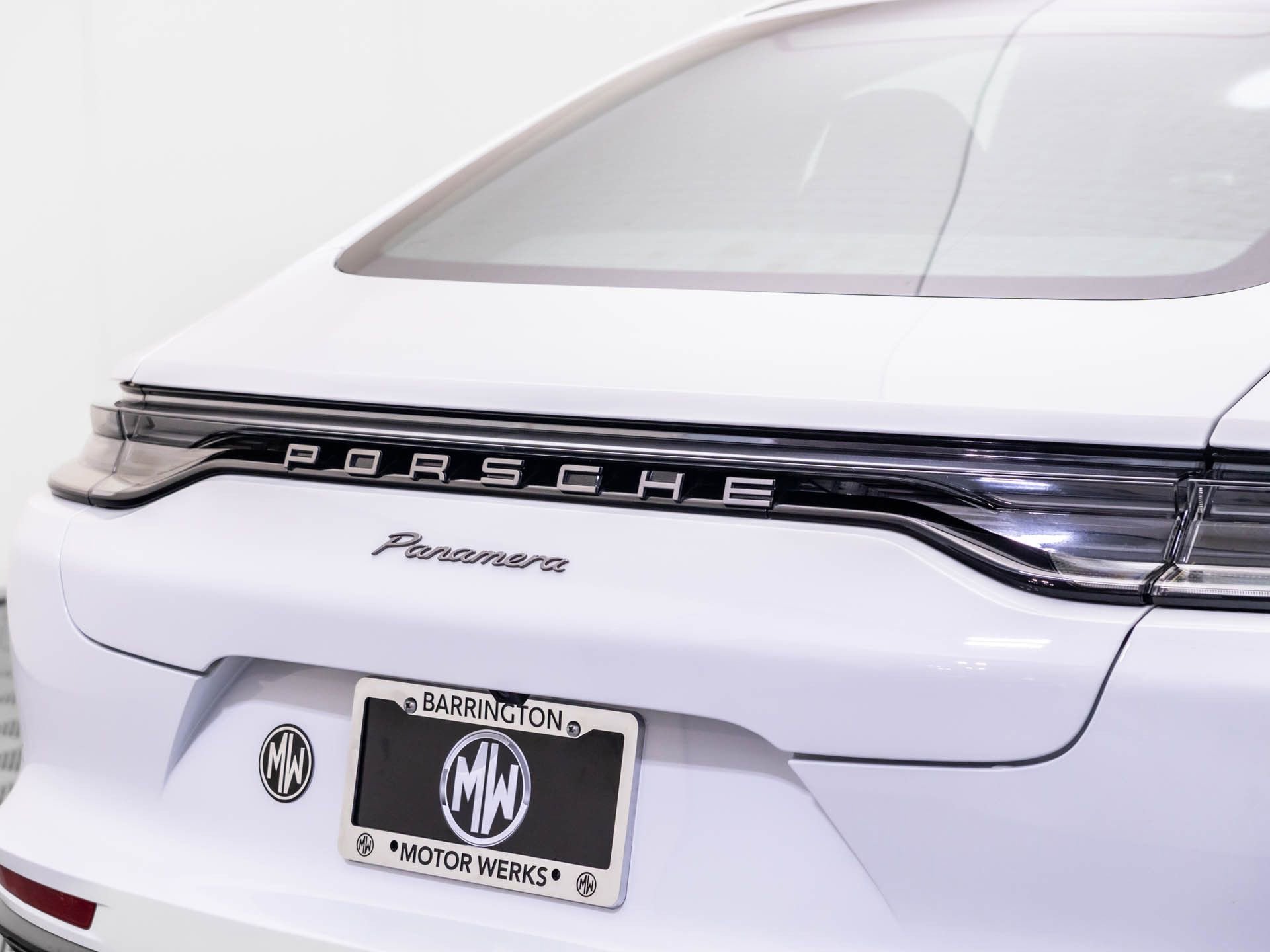 Certified 2023 Porsche Panamera Platinum Edition image 34