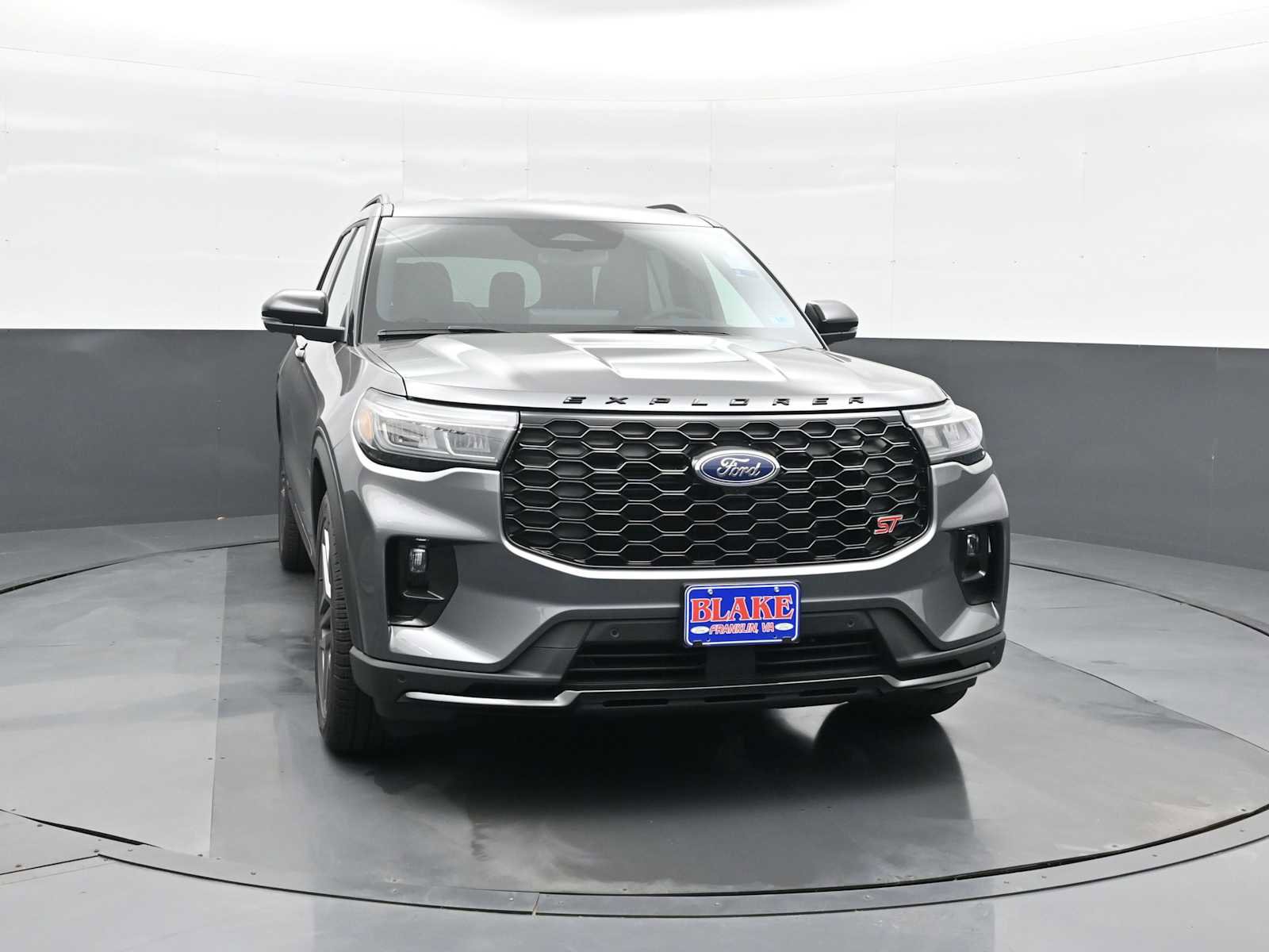 New 2026 Ford Explorer ST image 2