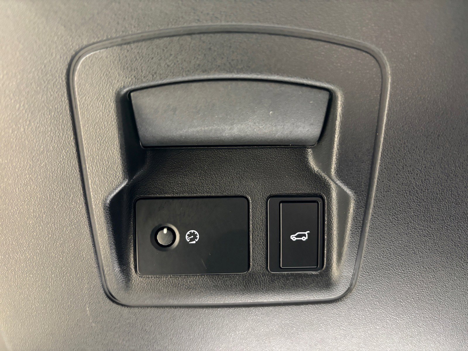 Used 2023 Land Rover Range Rover Velar R-Dynamic S AWD/4WD image 22