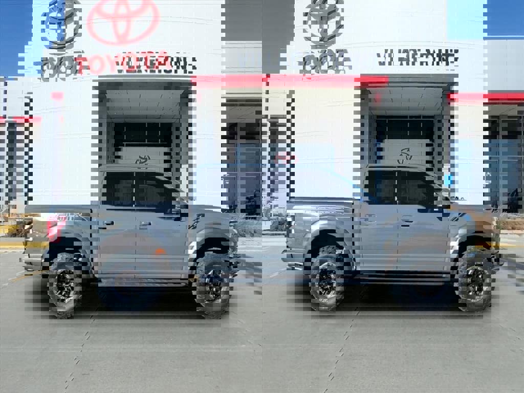 Used 2020 Ford F150 Raptor w/ Equipment Group 802A Luxury image 5