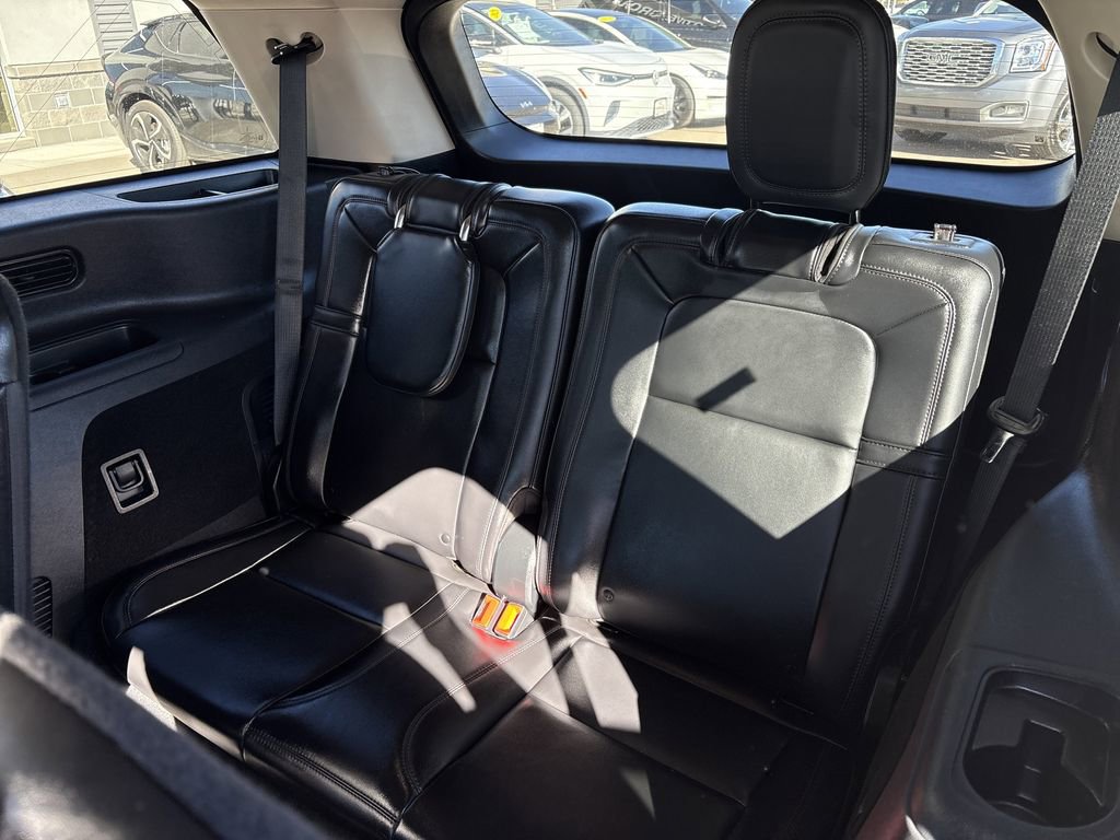 Used 2023 Lincoln Aviator Reserve image 30
