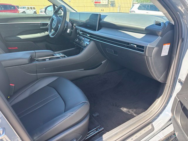 New 2026 Hyundai Sonata Limited FWD image 9