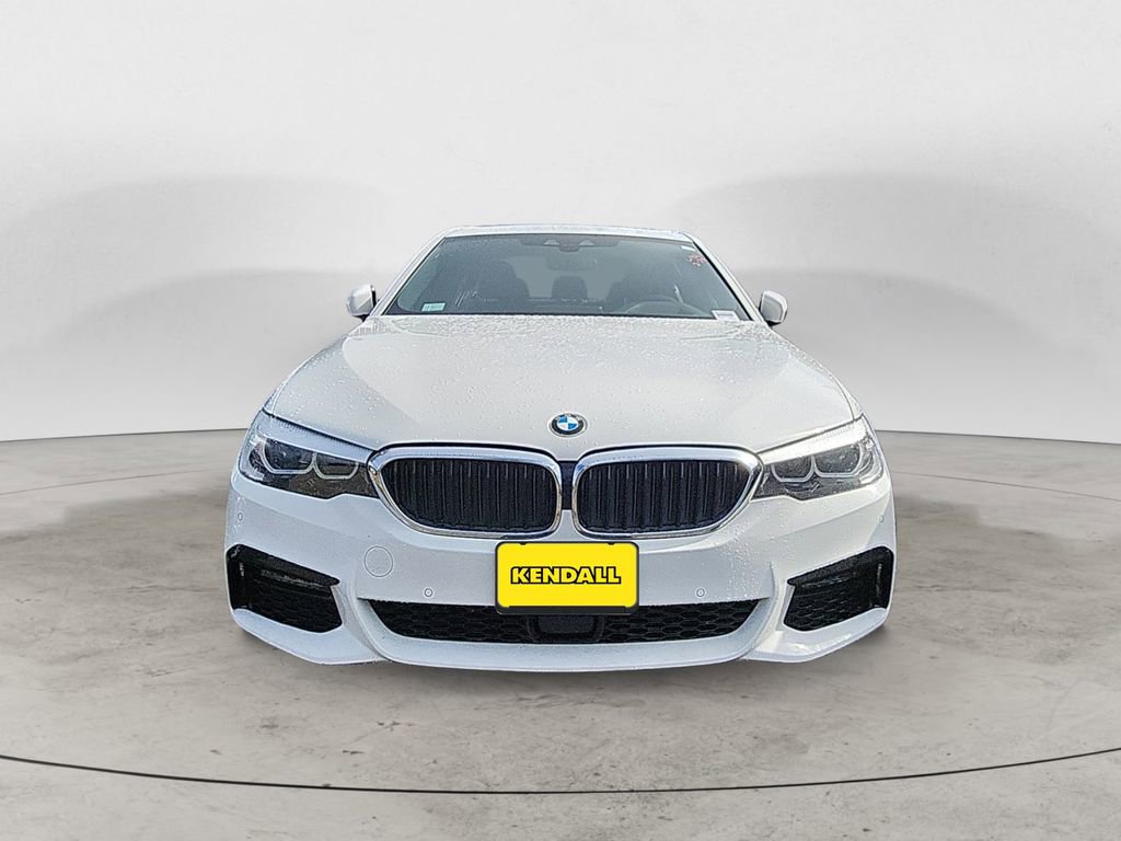 Used 2019 BMW 530i xDrive w/ M Sport Package image 4